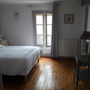 Appartement Cosy T2 à Pontoise, 30 min de Paris proche Vexin